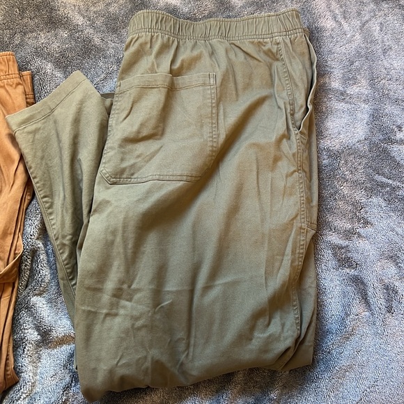 Two Pants for Price of 1: 2x High-Waisted Pulla Utility Pants - Picture 6 of 6